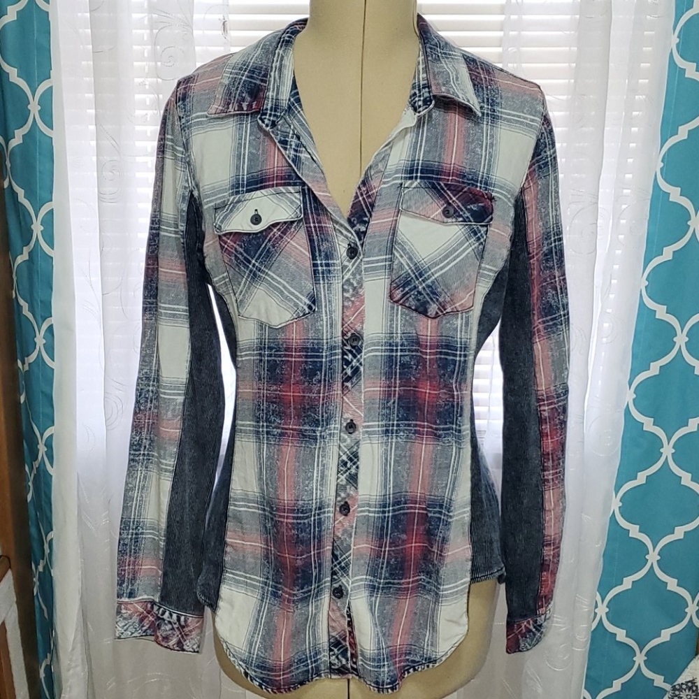 Acid wash button up